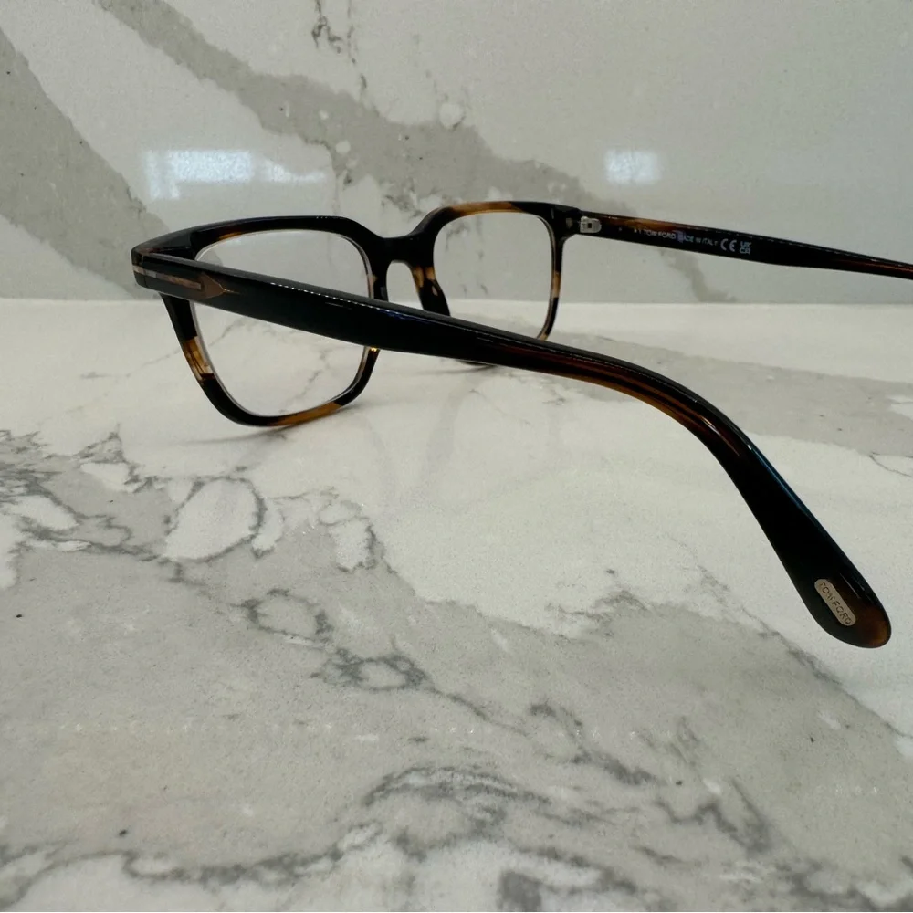 Men’s Tom Ford Frame TF5818-B - Picture 5 of 10